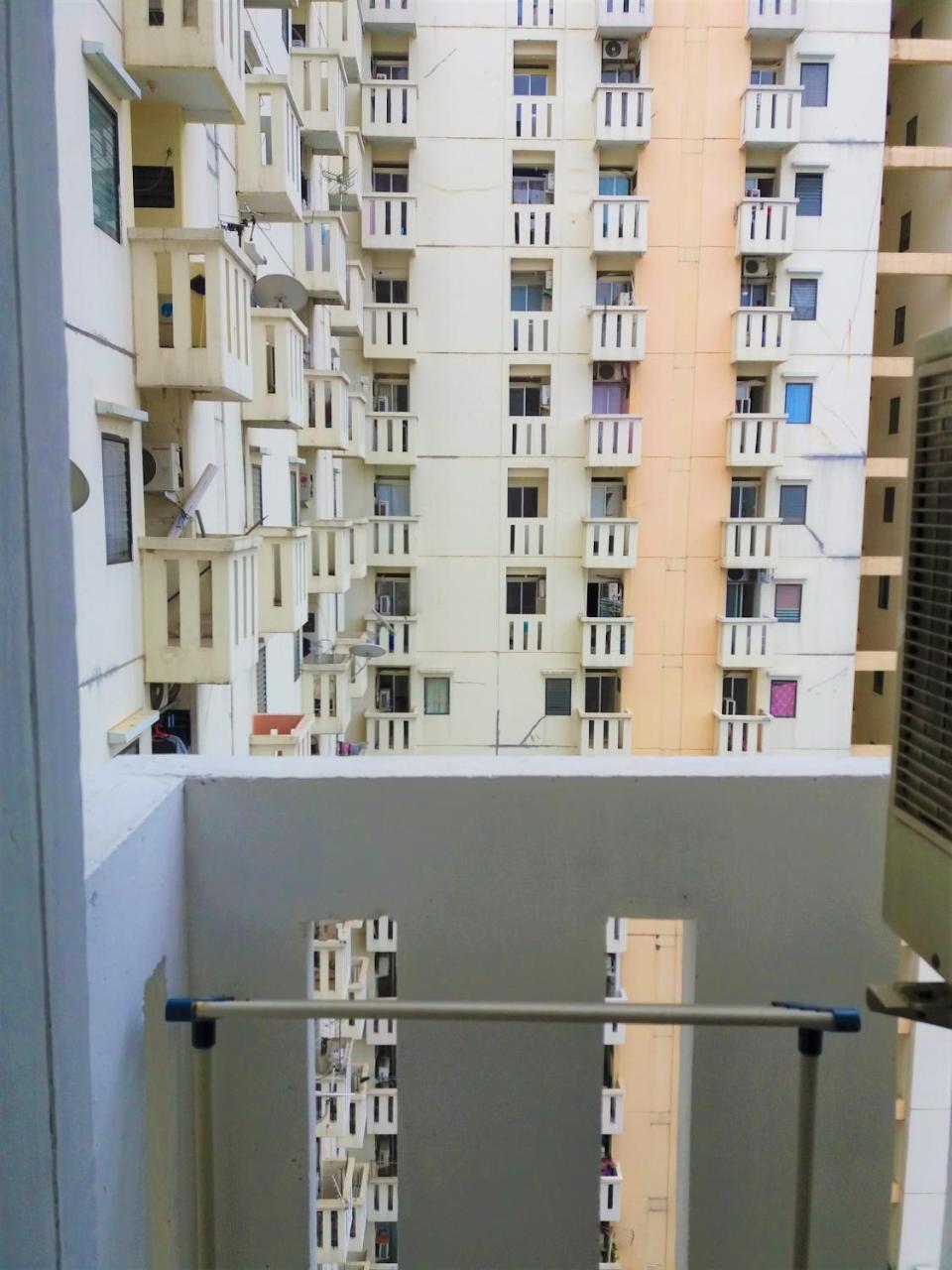 西布布尔乡村拉贾地产公寓 雅加达 外观 照片